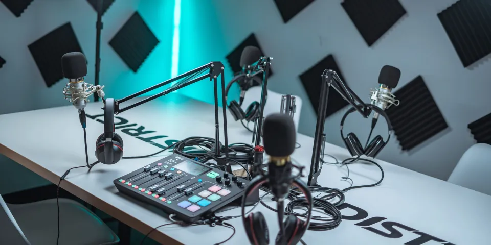 Türkçe Podcast Dinle: Bilgiye ve Eğlenceye Kulak Verin